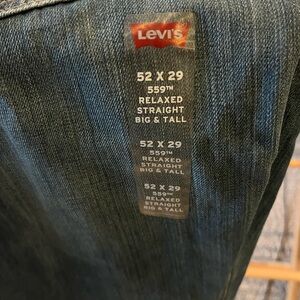 Levi’s NWT 559 Relaxed Fit Jeans 52x29